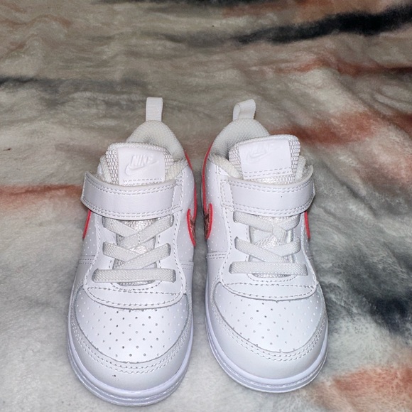 Leopard Pink Toddler Nikes - Picture 2 of 4